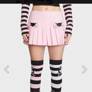 Dolls Kill Emily the strange Against the Grain pleaded skirt SZ.XS Pink